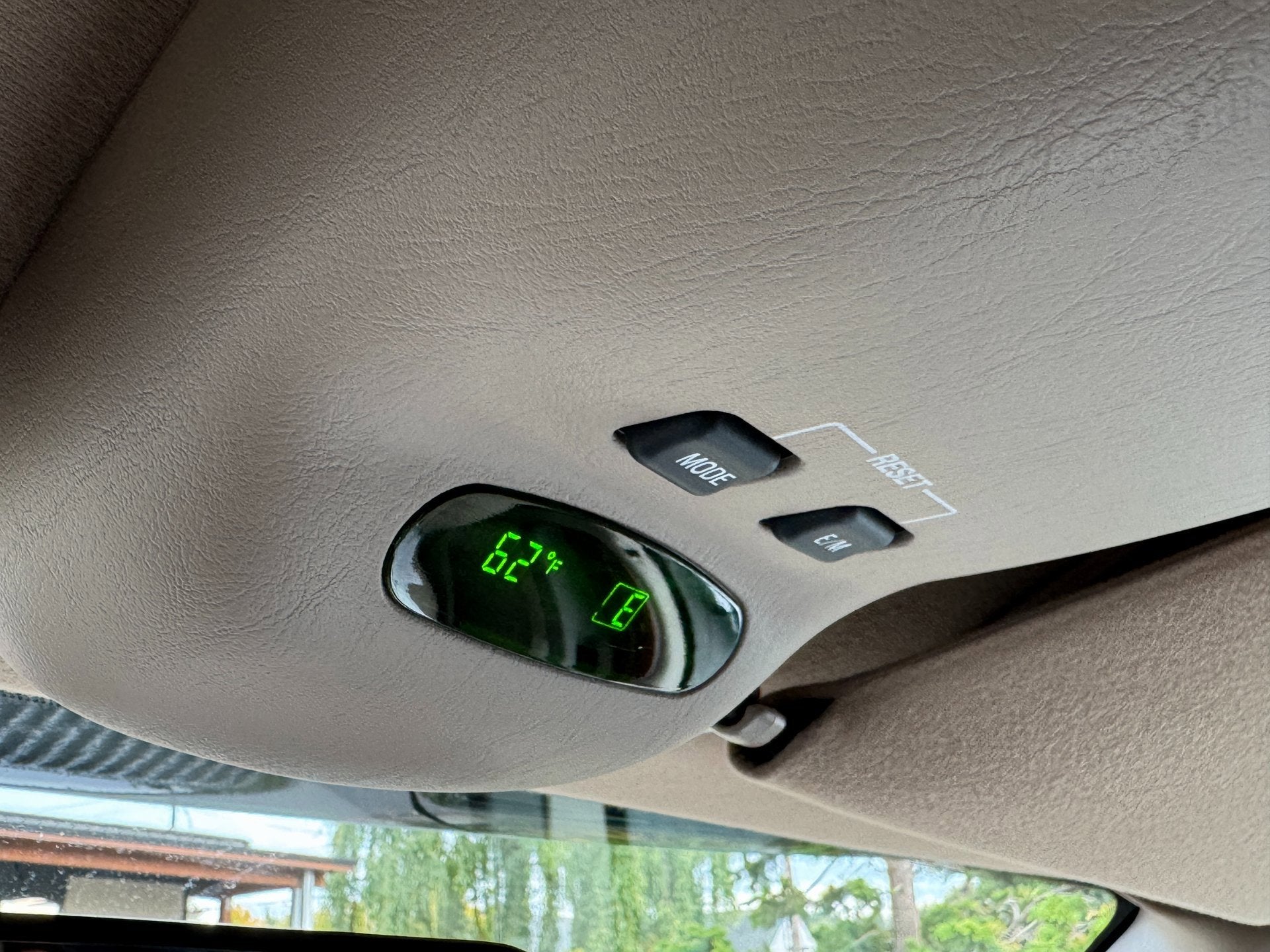 2001 Ford Super Duty F-350 DRW Lariat