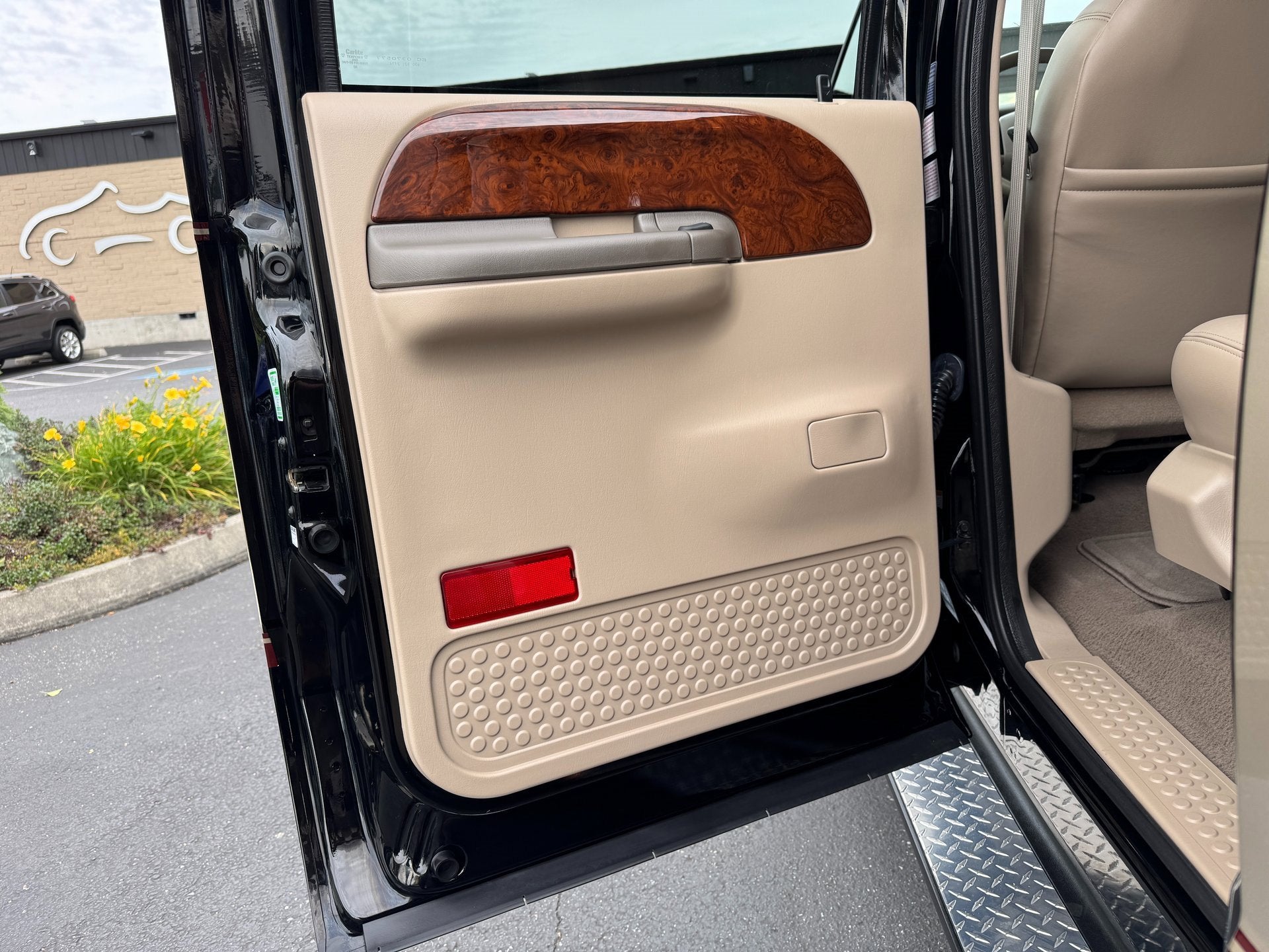 2001 Ford Super Duty F-350 DRW Lariat