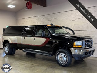 2001 Ford Super Duty F-350 DRW Lariat