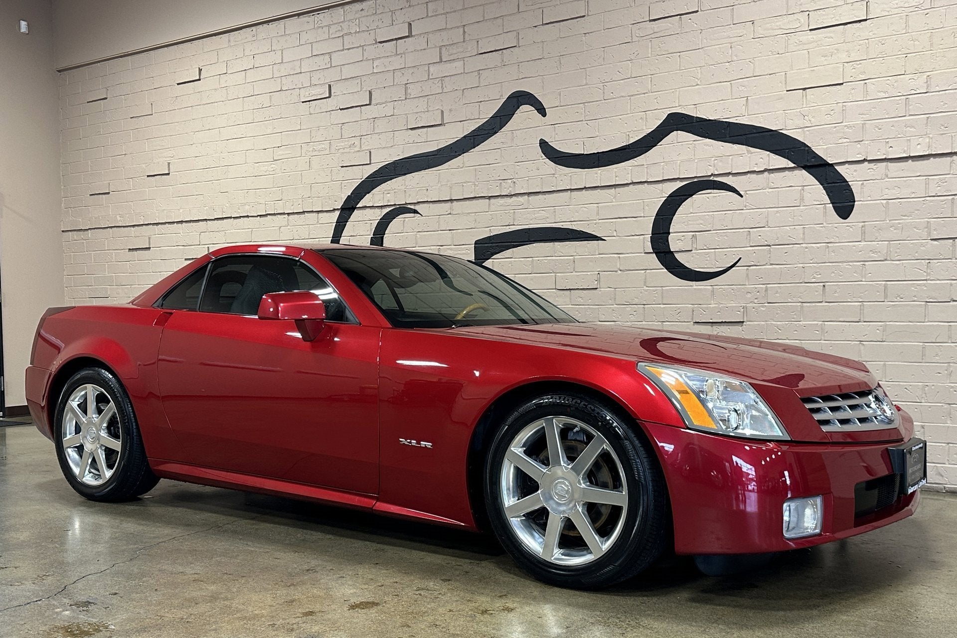 2005 Cadillac XLR 2dr Convertible