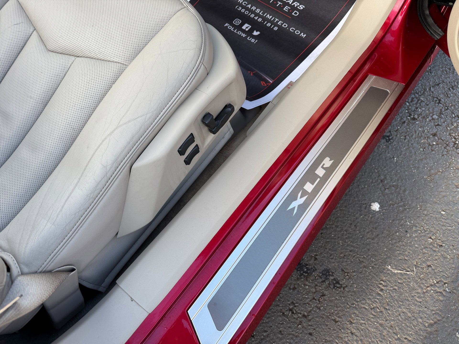 2005 Cadillac XLR 2dr Convertible