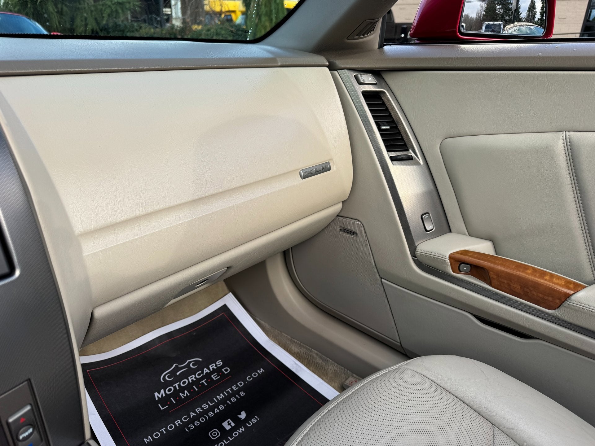 2005 Cadillac XLR 2dr Convertible