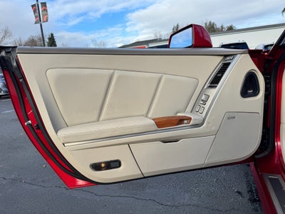2005 Cadillac XLR 2dr Convertible