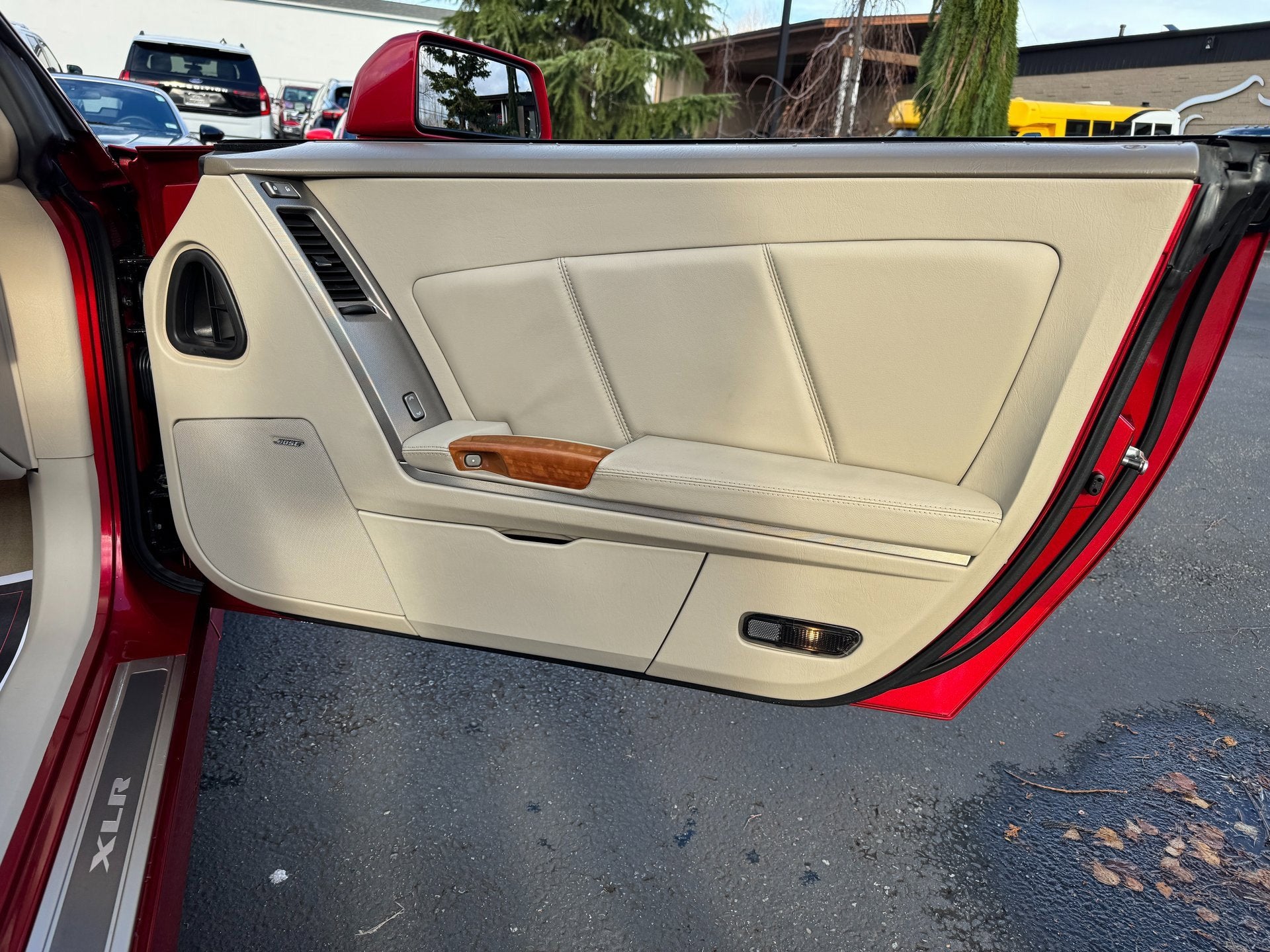 2005 Cadillac XLR 2dr Convertible