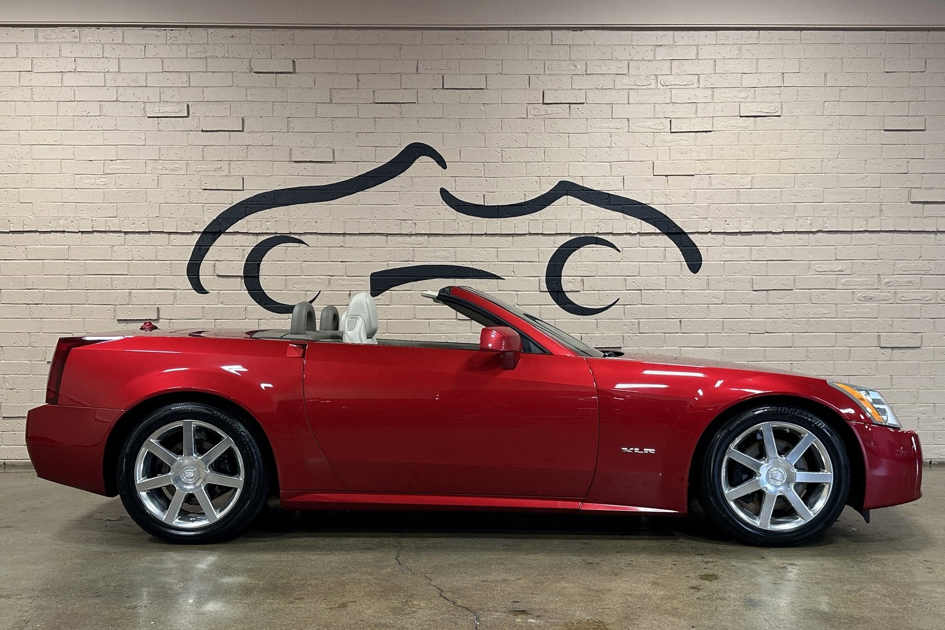 2005 Cadillac XLR 2dr Convertible