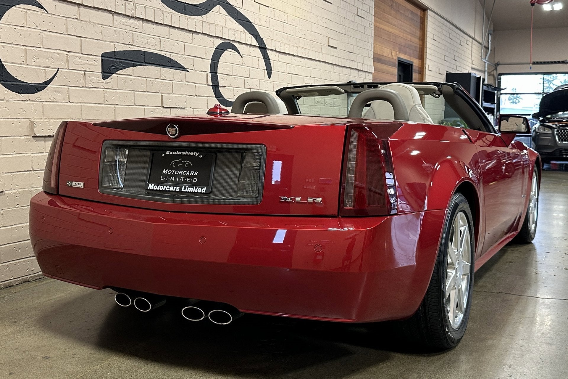 2005 Cadillac XLR 2dr Convertible