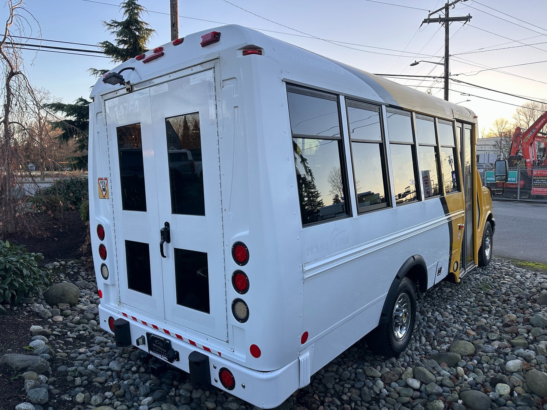 2014 Chevrolet Express Commercial Cutaway LS
