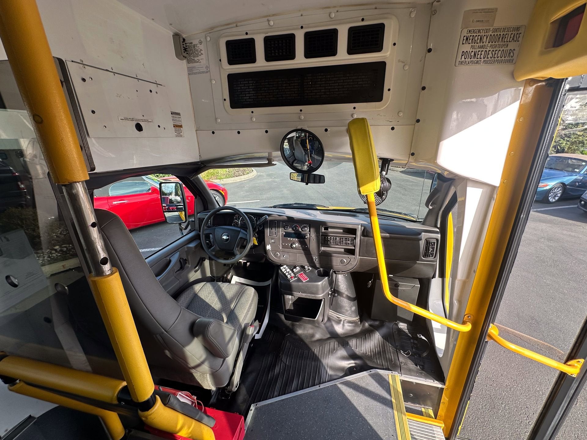 2014 Chevrolet Express Commercial Cutaway Work Van