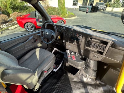 2014 Chevrolet Express Commercial Cutaway Work Van