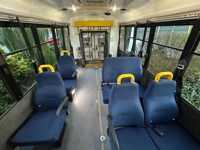 2014 Chevrolet Express Commercial Cutaway Work Van