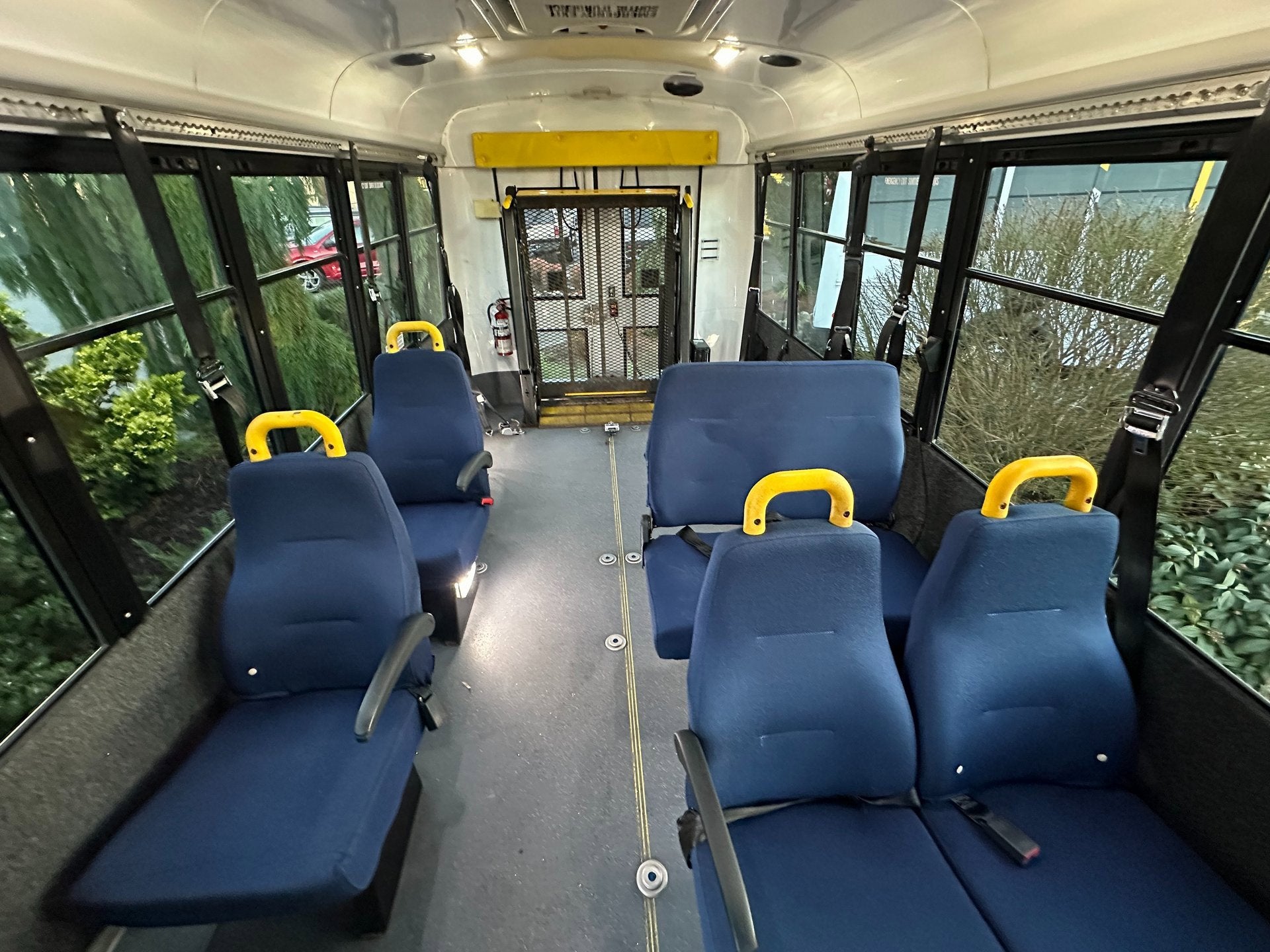 2014 Chevrolet Express Commercial Cutaway Work Van