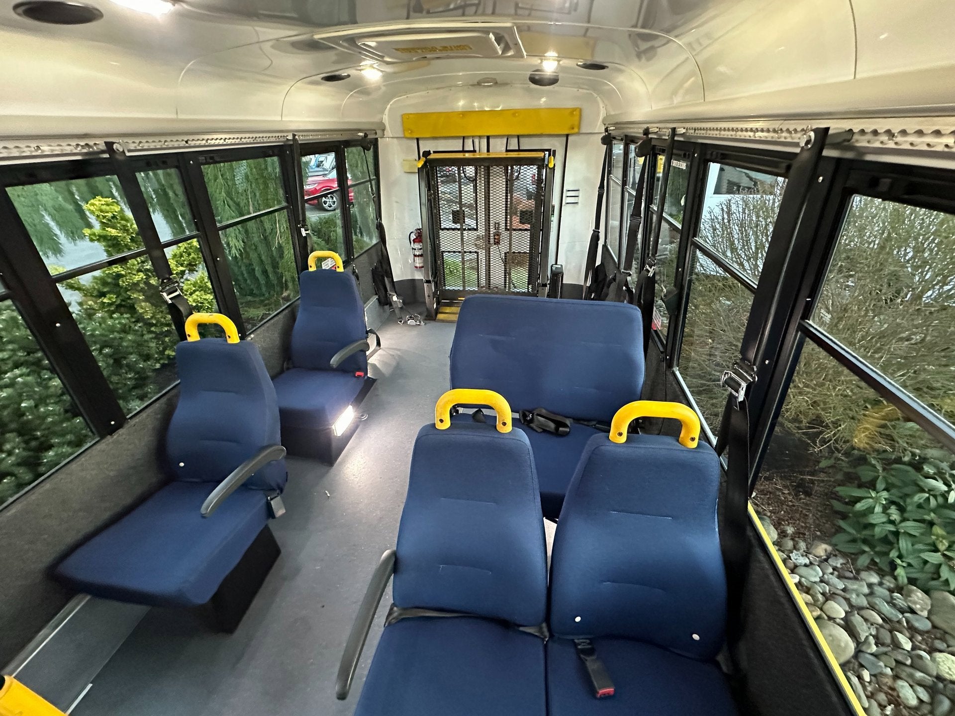 2014 Chevrolet Express Commercial Cutaway Work Van