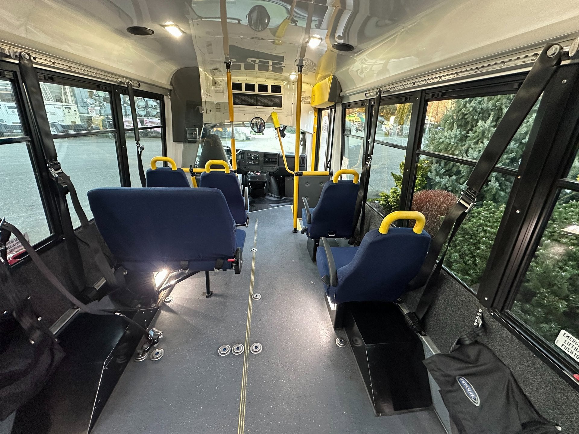 2014 Chevrolet Express Commercial Cutaway Work Van