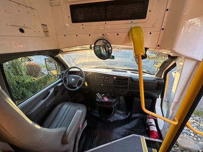 2014 Chevrolet Express Commercial Cutaway 3500 Van 139"