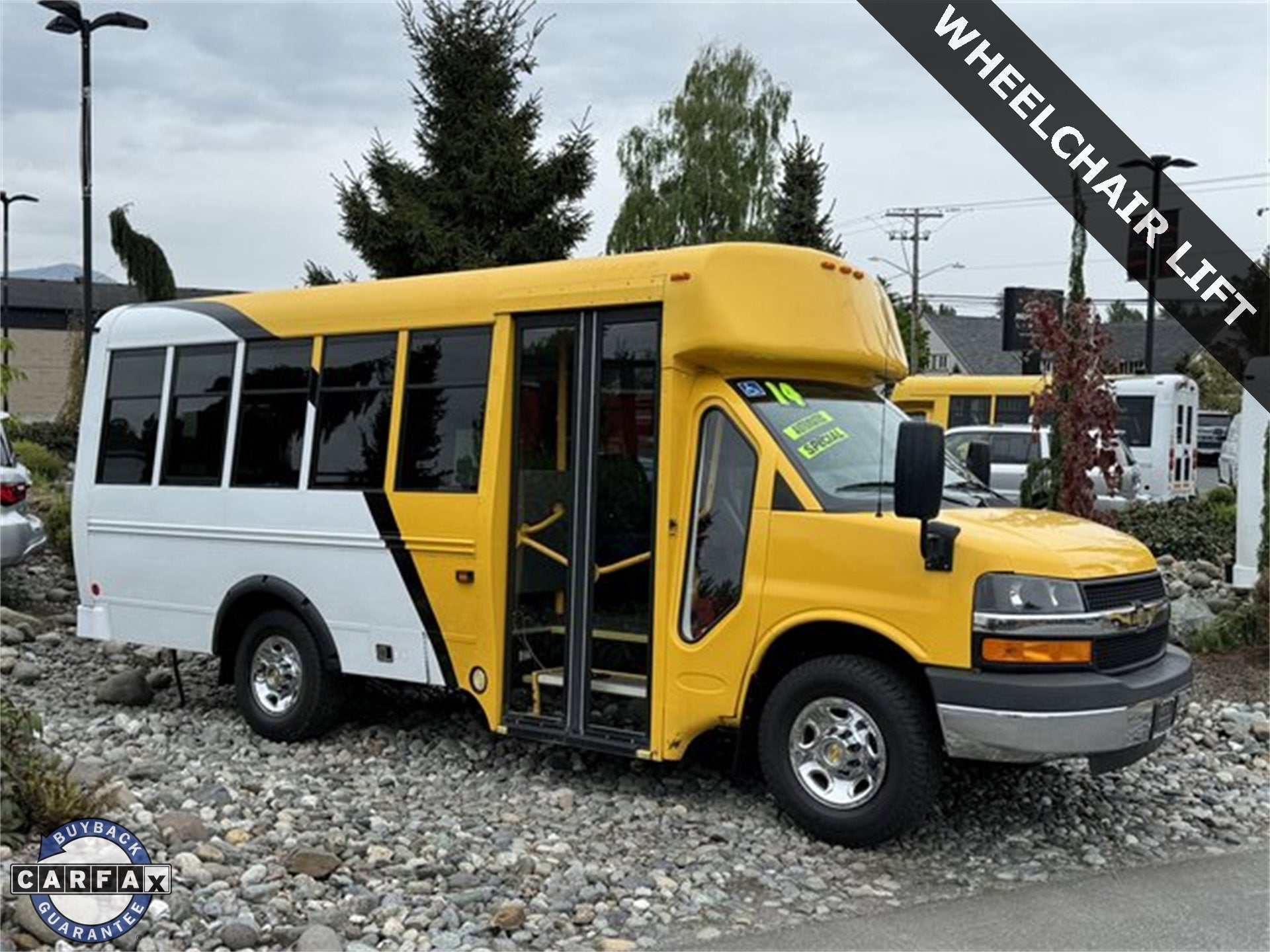 2014 Chevrolet Express Commercial Cutaway LS