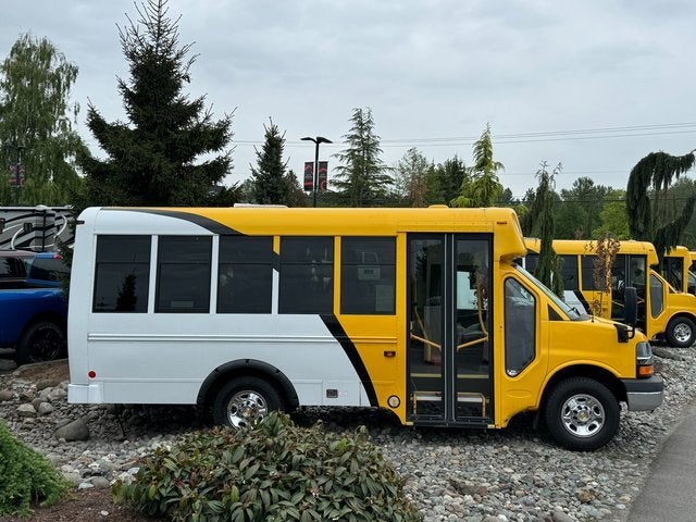 2014 Chevrolet Express Commercial Cutaway LS