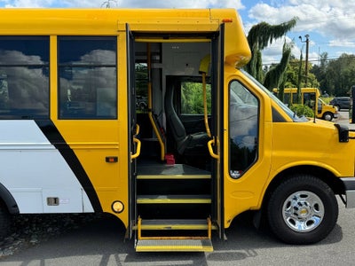 2014 Chevrolet Express Commercial Cutaway LS