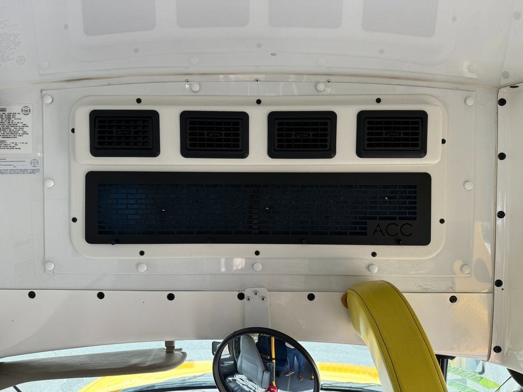 2014 Chevrolet Express Commercial Cutaway LS