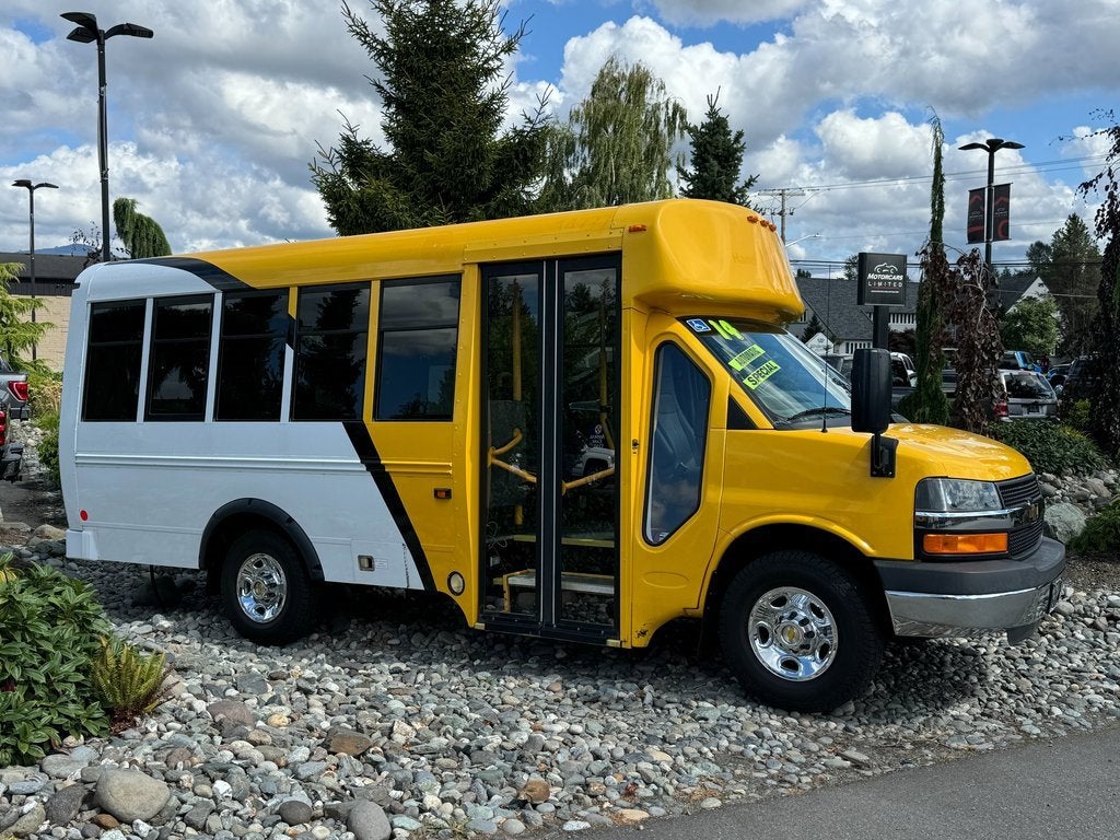 2014 Chevrolet Express Commercial Cutaway LS