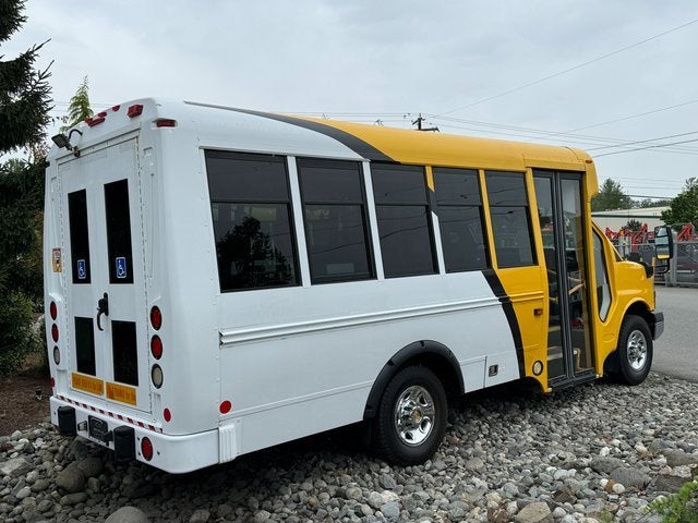 2014 Chevrolet Express Commercial Cutaway LS