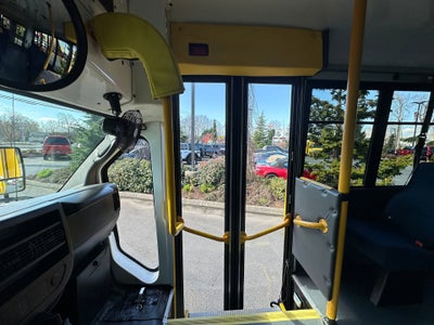 2014 Chevrolet Express Commercial Cutaway LS