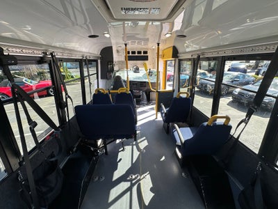 2014 Chevrolet Express Commercial Cutaway LS