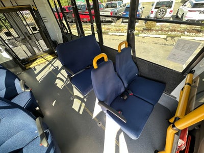 2014 Chevrolet Express Commercial Cutaway LS