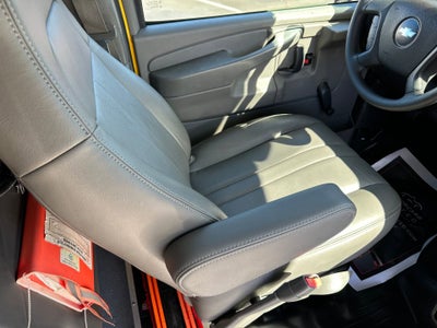 2014 Chevrolet Express Commercial Cutaway LS