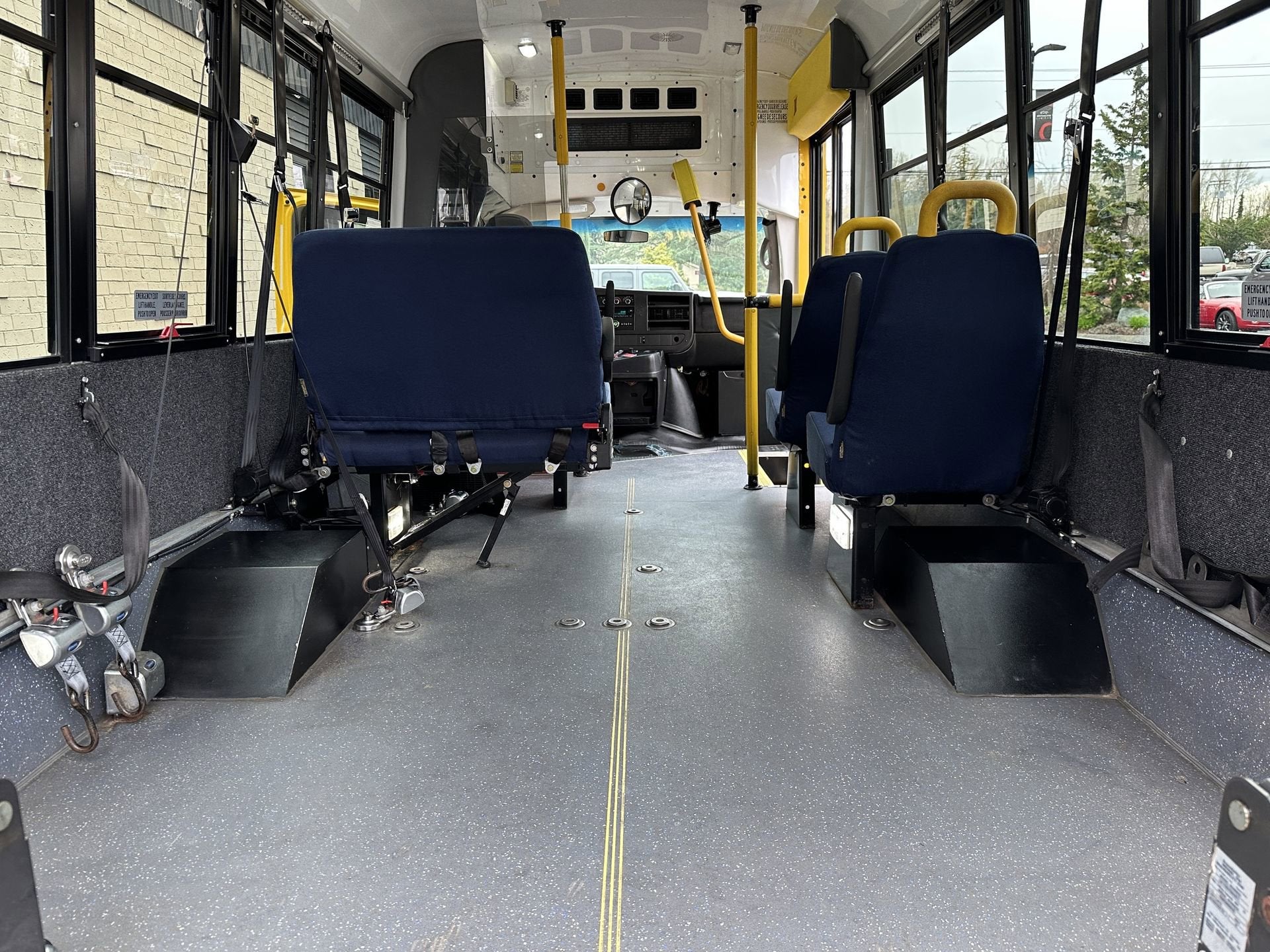 2015 Chevrolet Express Commercial Cutaway Work Van