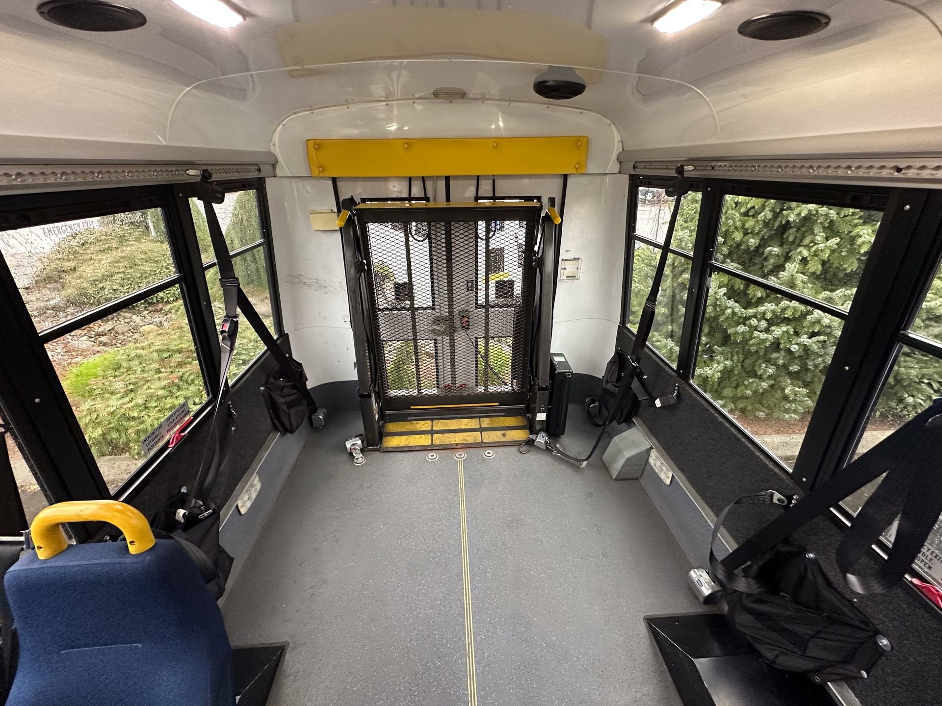 2014 Chevrolet Express Commercial Cutaway Diesel