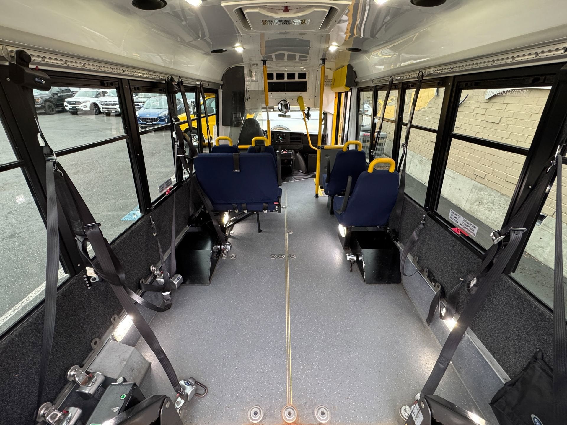 2014 Chevrolet Express Commercial Cutaway Diesel