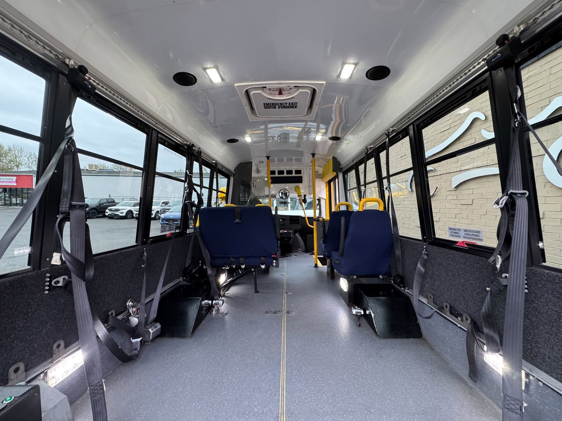 2014 Chevrolet Express Commercial Cutaway Diesel