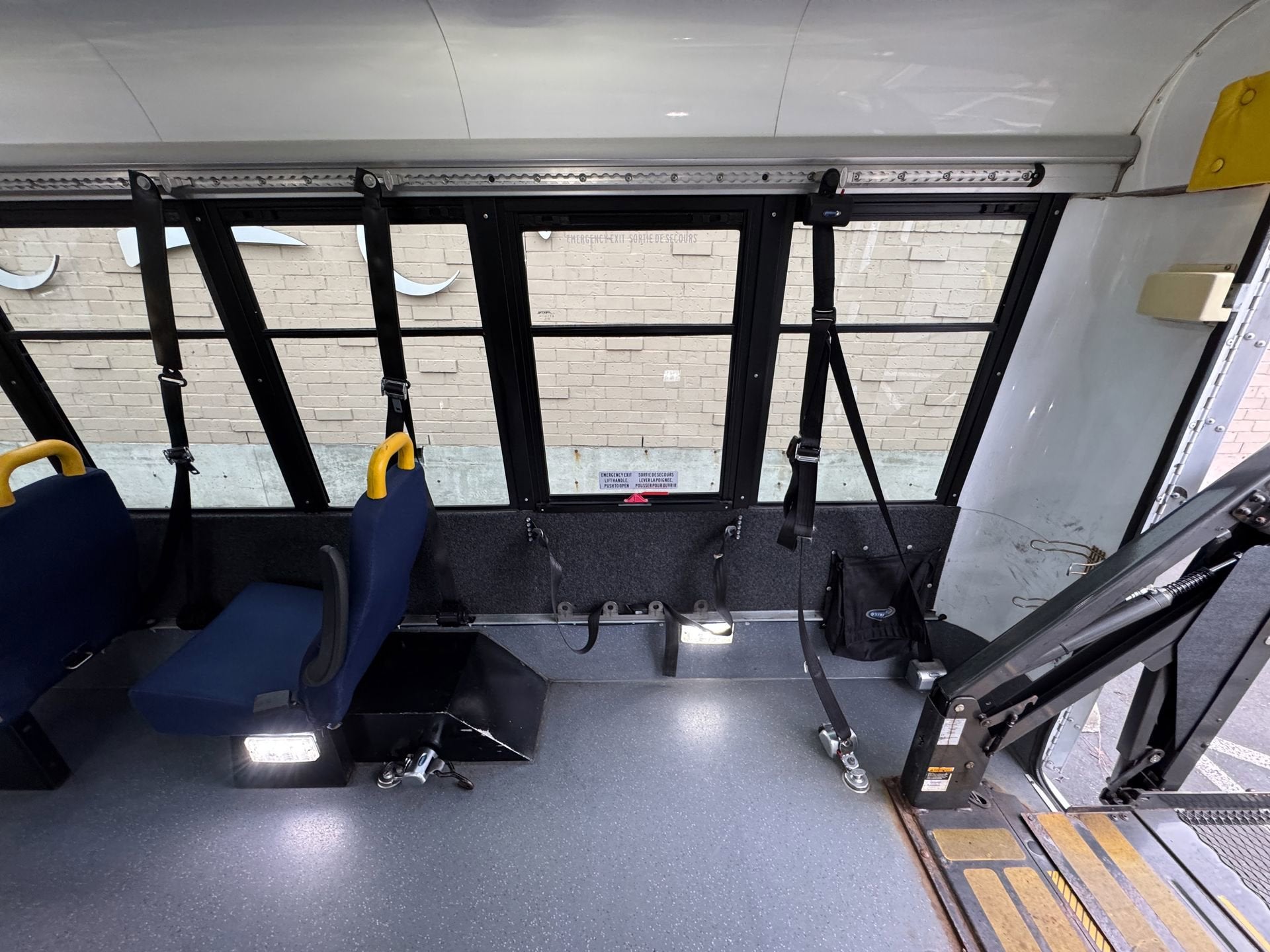 2014 Chevrolet Express Commercial Cutaway Diesel