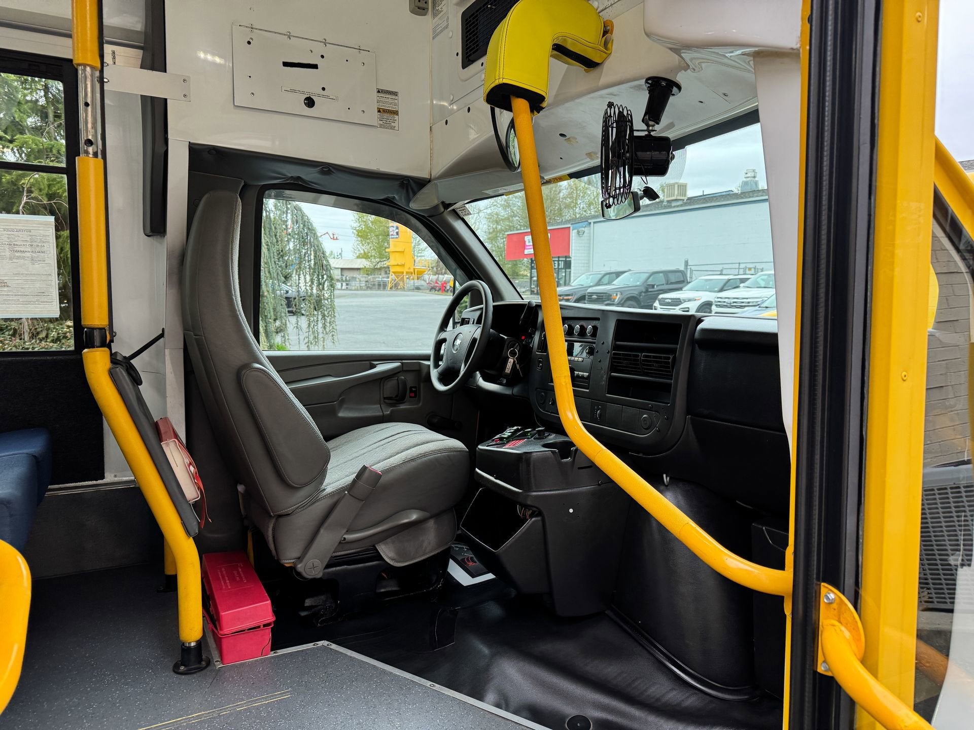 2014 Chevrolet Express Commercial Cutaway Diesel