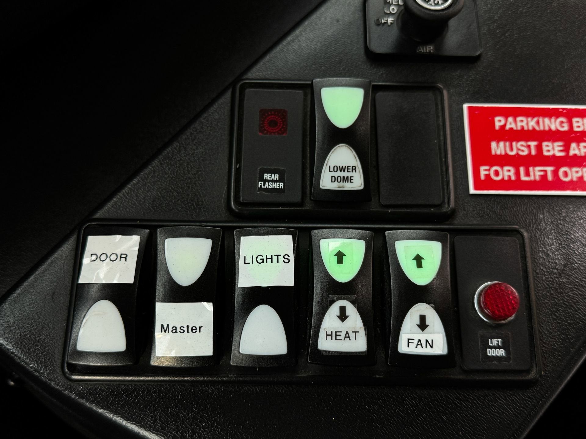 2014 Chevrolet Express Commercial Cutaway Diesel