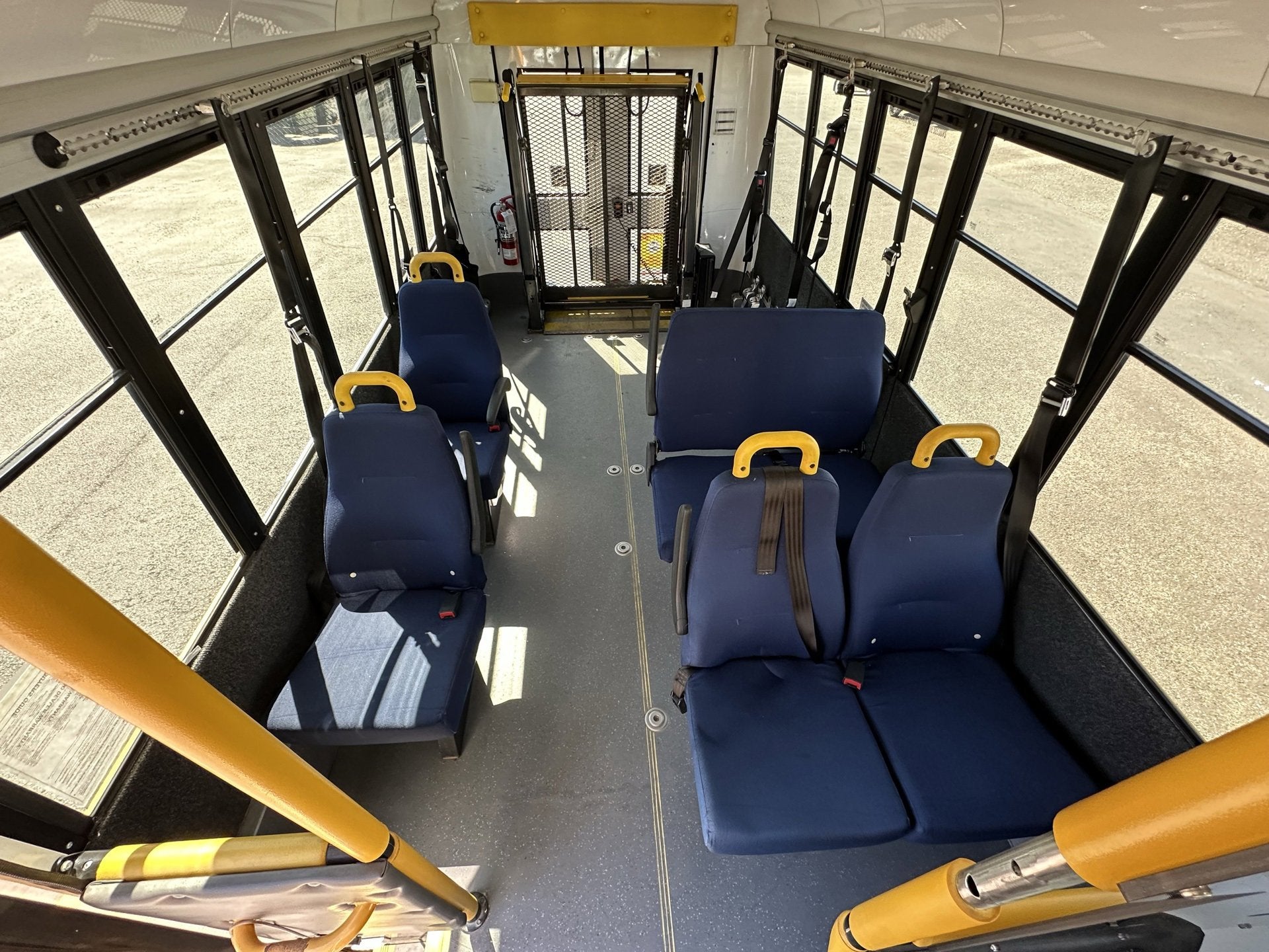 2014 Chevrolet Express Commercial Cutaway Diesel