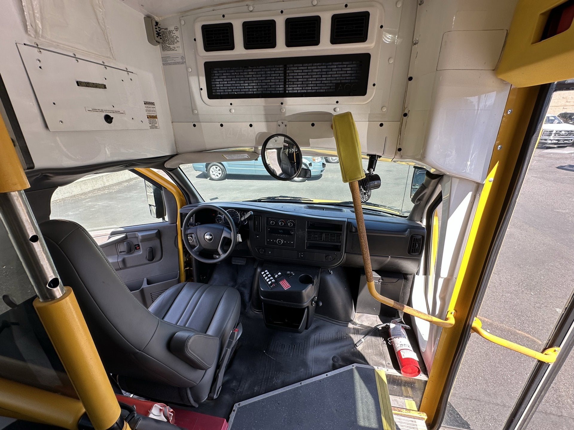 2014 Chevrolet Express Commercial Cutaway Diesel