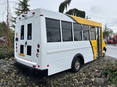 2014 Chevrolet Express Commercial Cutaway Diesel