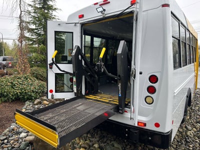 2014 Chevrolet Express Commercial Cutaway Diesel