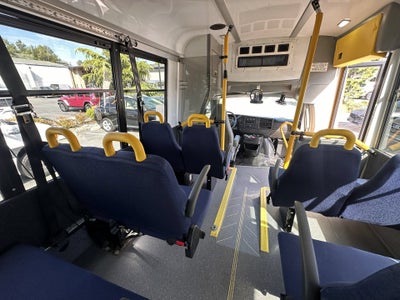 2015 Chevrolet Express 4500 Diesel