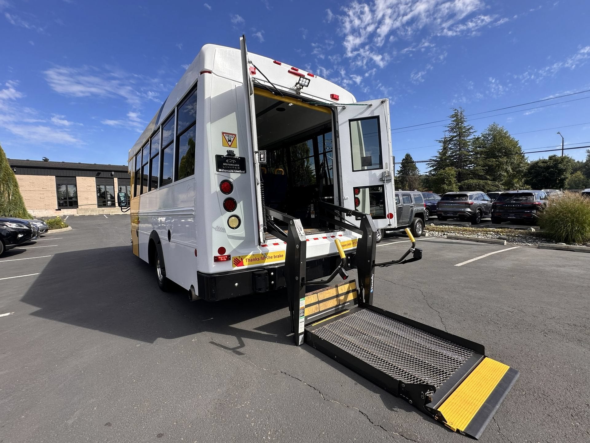 2015 Chevrolet Express 4500 Diesel