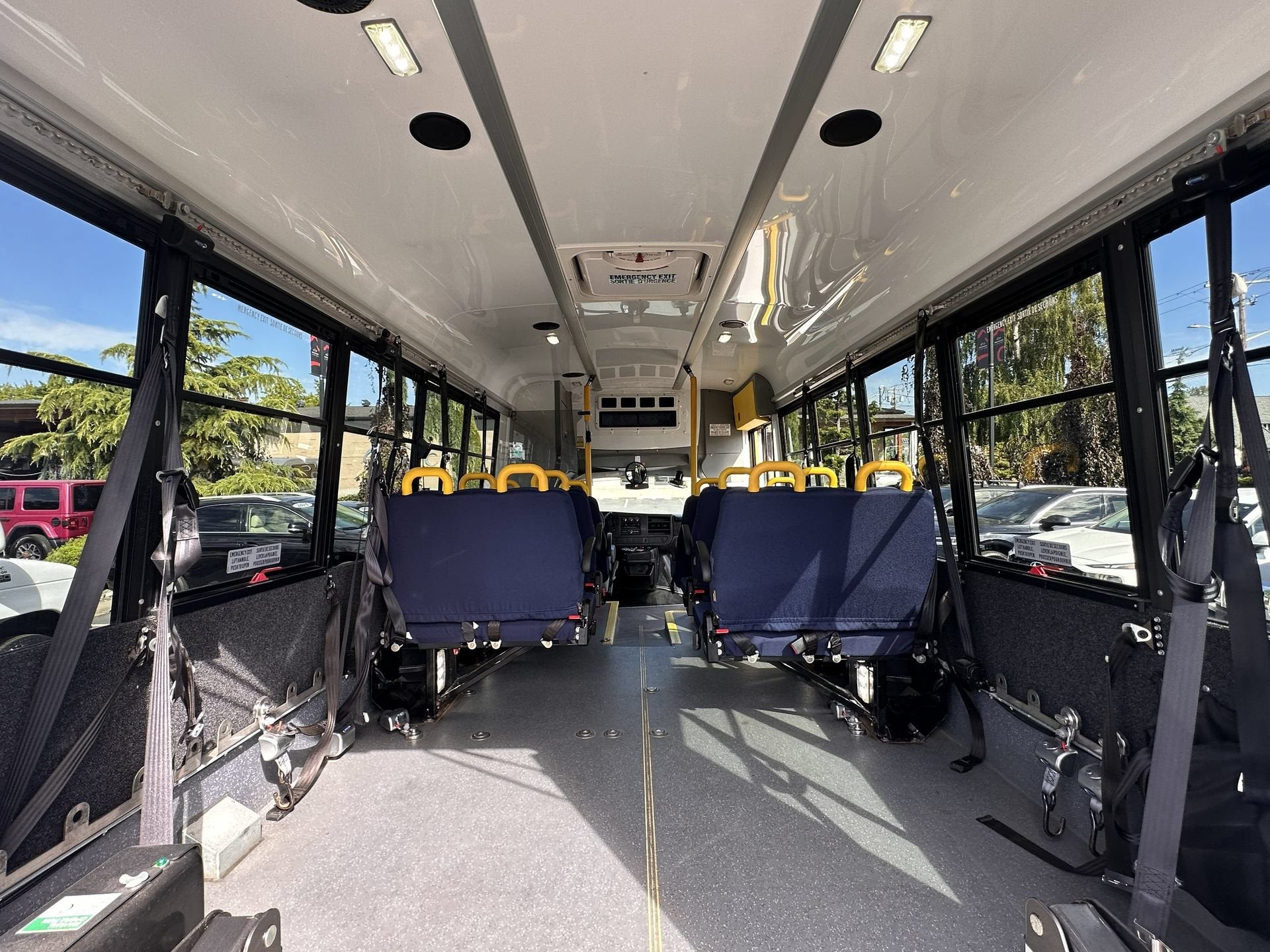 2015 Chevrolet Express 4500 Diesel
