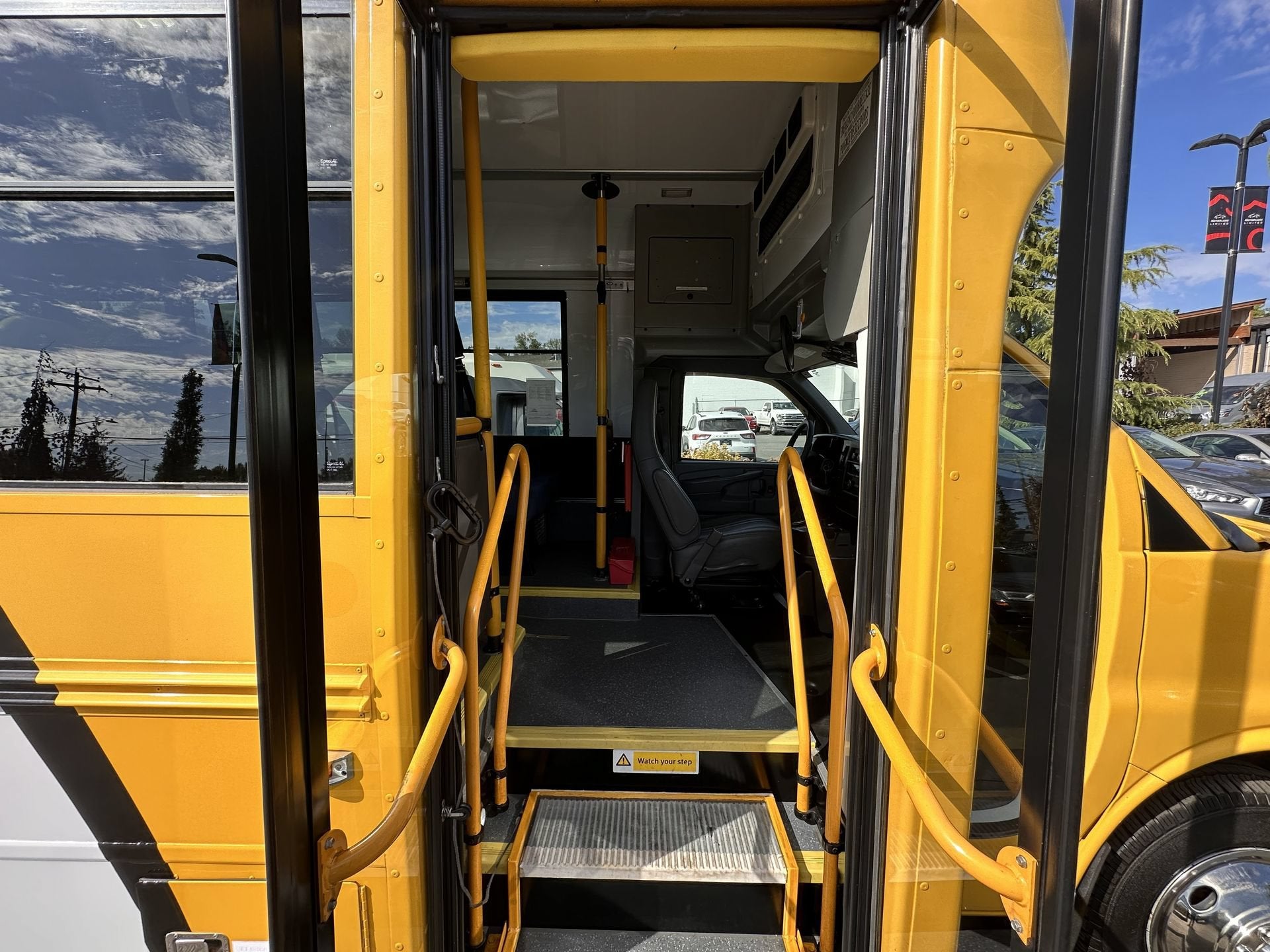2015 Chevrolet Express 4500 Diesel