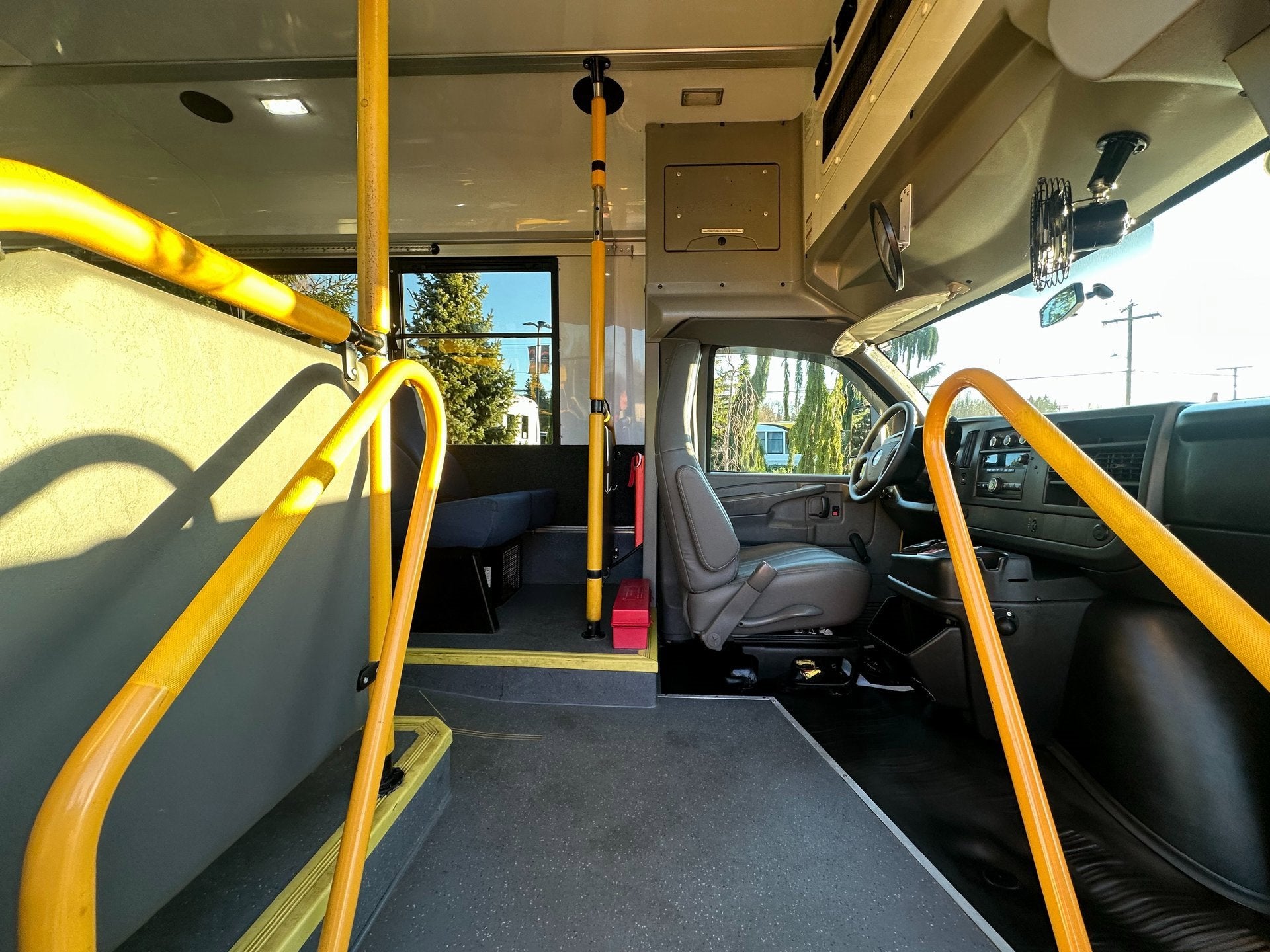 2014 Chevrolet Express Commercial Cutaway Diesel