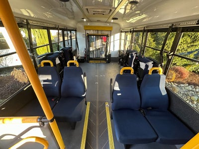 2014 Chevrolet Express Commercial Cutaway Diesel