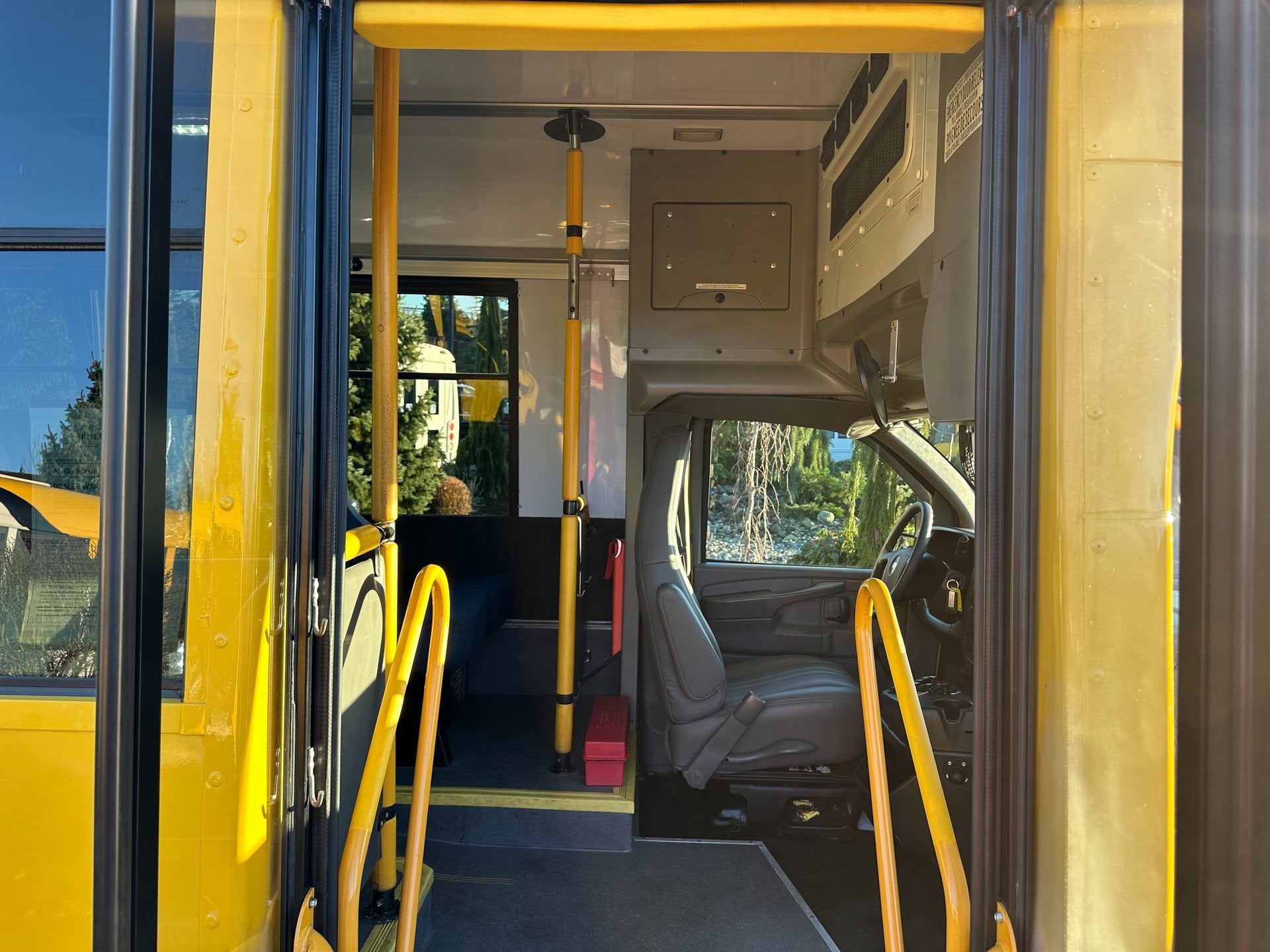 2014 Chevrolet Express Commercial Cutaway Diesel