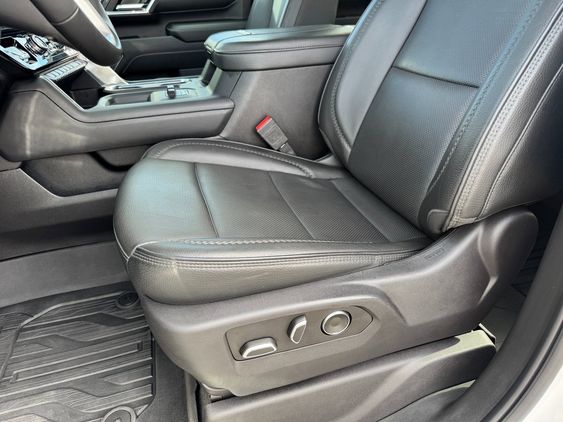 2024 GMC Sierra 3500HD Denali