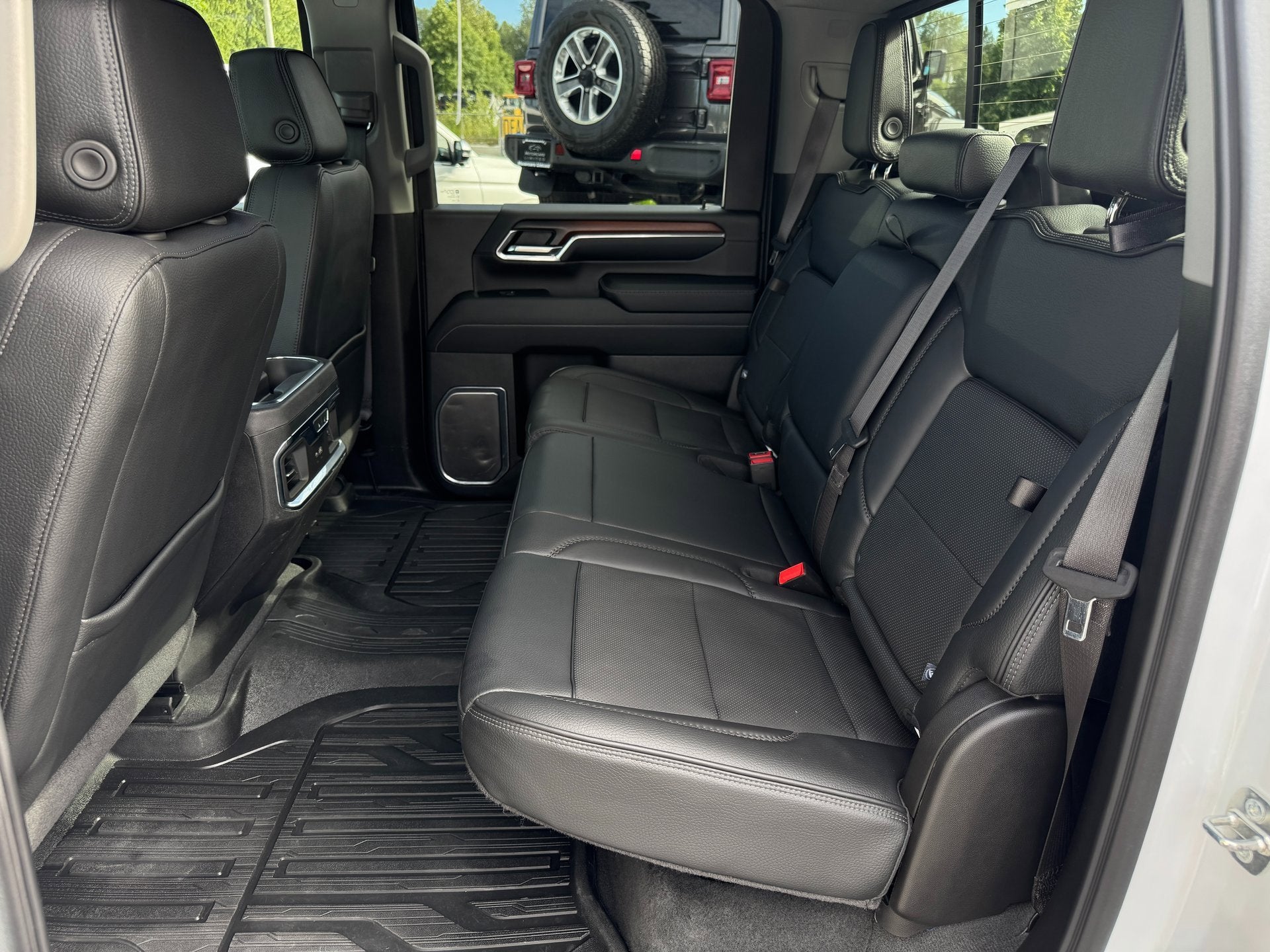 2024 GMC Sierra 3500HD Denali