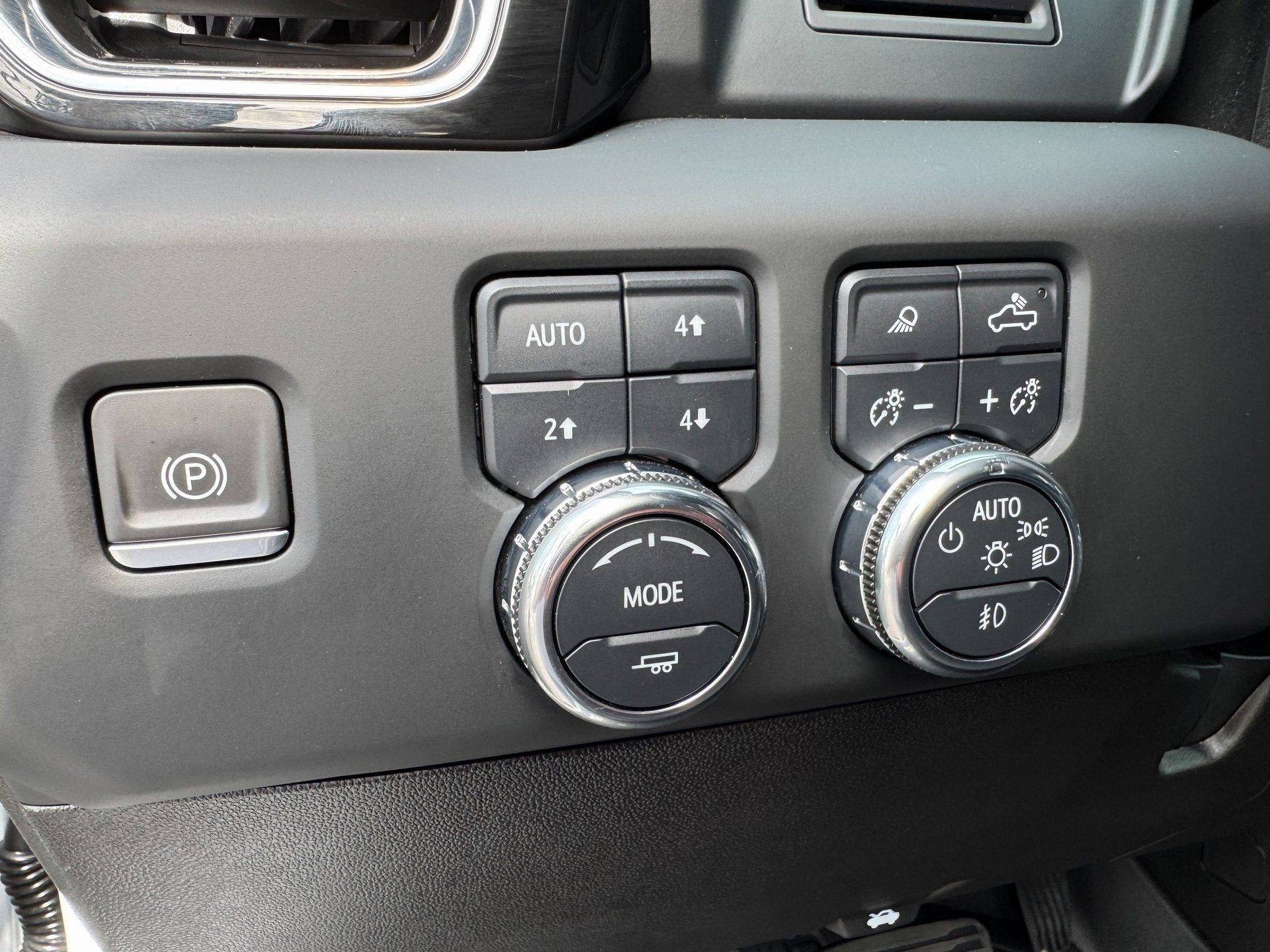 2024 GMC Sierra 3500HD Denali