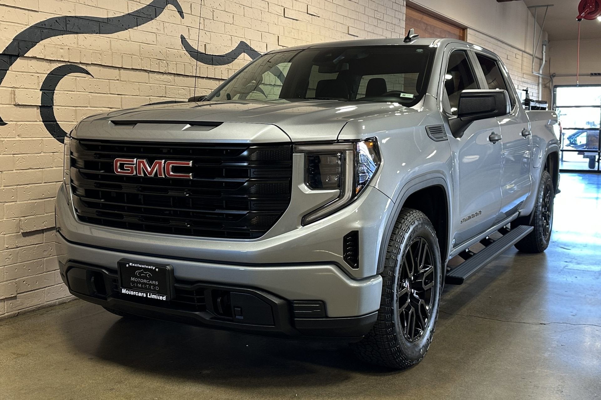 2023 GMC Sierra 1500 Pro